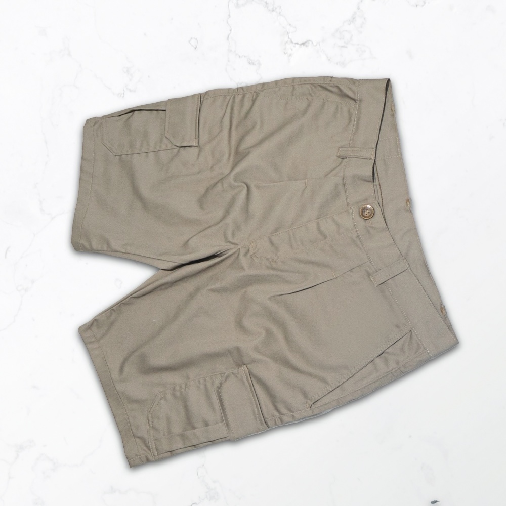 Bermuda color beige