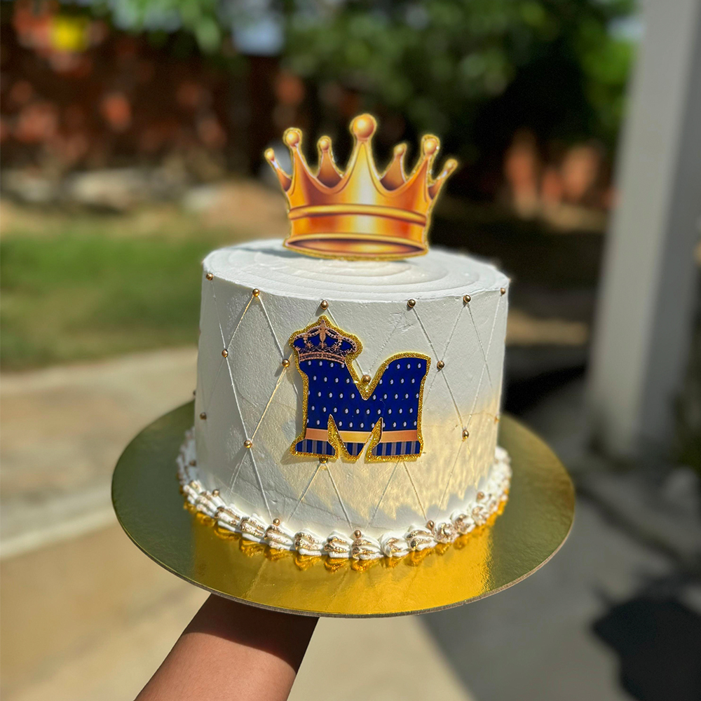 Pudín decoracion con corona