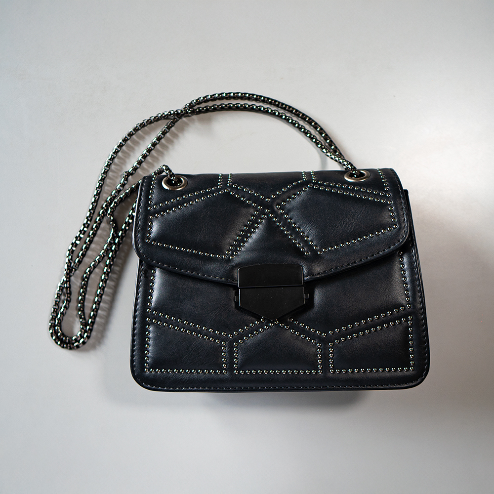 Cartera negra